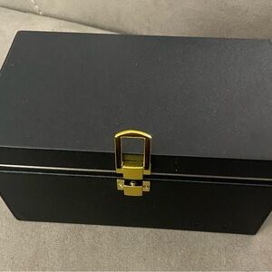 Faraday box set